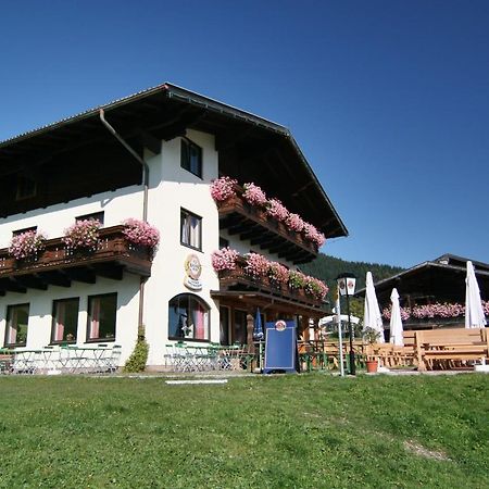 Buttermilchalm Bed & Breakfast Санкт Мартин ам Тененгебирге Екстериор снимка