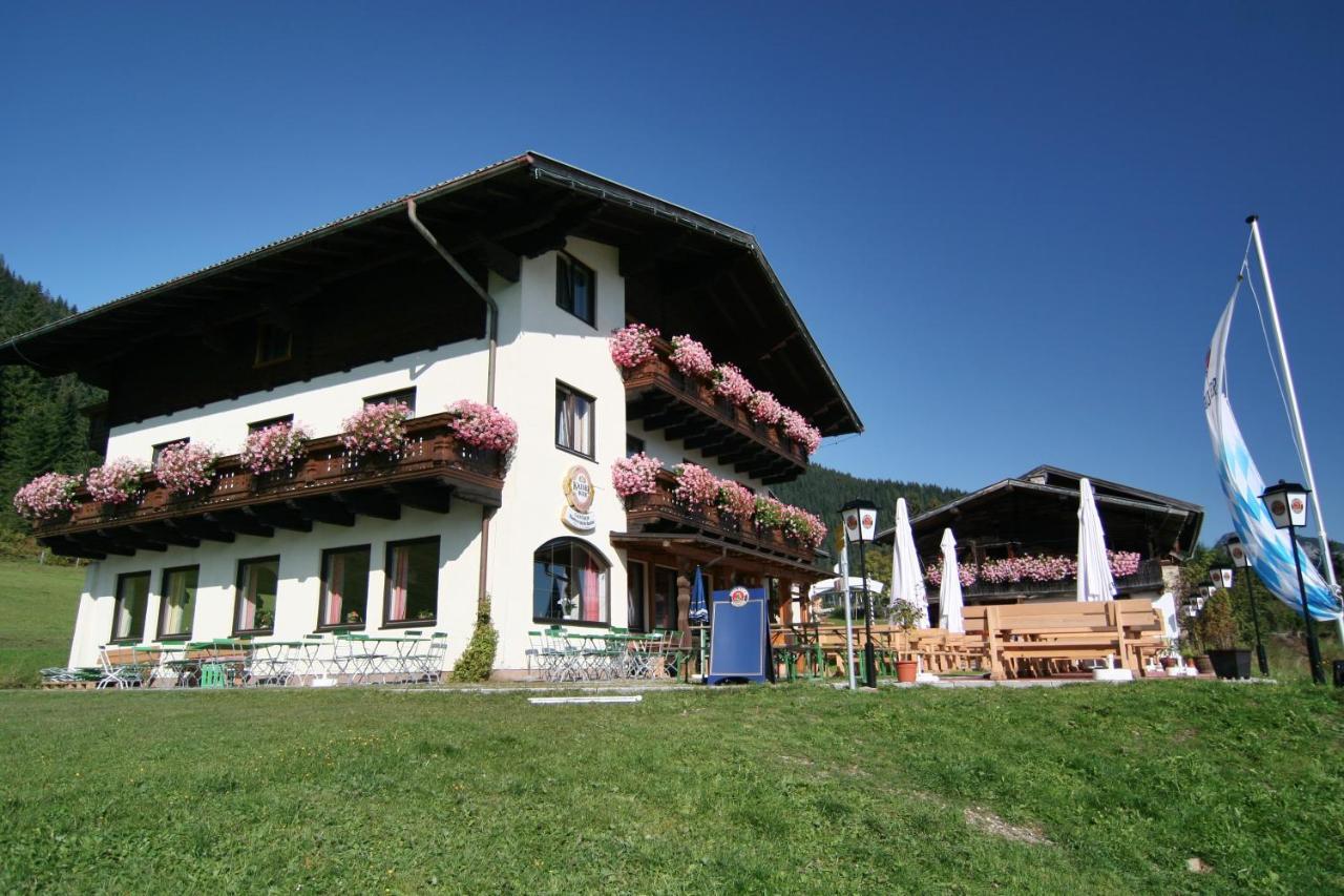 Buttermilchalm Bed & Breakfast Санкт Мартин ам Тененгебирге Екстериор снимка
